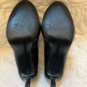 BCBGeneration Platform Pumps